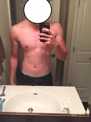 A progress pic of a 5'10" man showing a muscle gain from 130 pounds to 160 pounds. A net gain of 30 pounds.