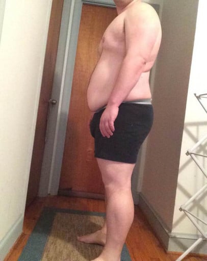 A before and after photo of a 5'9" male showing a snapshot of 263 pounds at a height of 5'9
