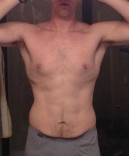 A picture of a 6'2" male showing a fat loss from 297 pounds to 196 pounds. A net loss of 101 pounds.