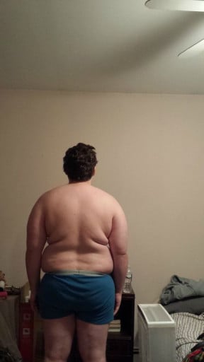 A progress pic of a 5'9" man showing a snapshot of 270 pounds at a height of 5'9