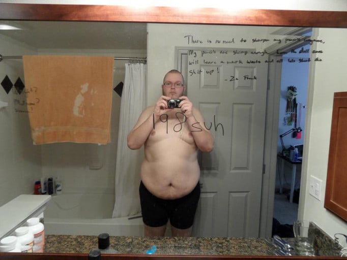 A photo of a 6'3" man showing a snapshot of 314 pounds at a height of 6'3