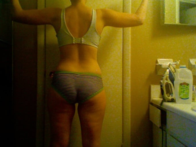 A progress pic of a 5'4" woman showing a snapshot of 138 pounds at a height of 5'4