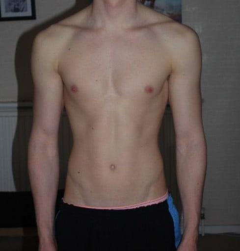 A photo of a 6'1" man showing a muscle gain from 139 pounds to 170 pounds. A net gain of 31 pounds.