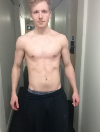 A progress pic of a 5'10" man showing a muscle gain from 136 pounds to 156 pounds. A total gain of 20 pounds.