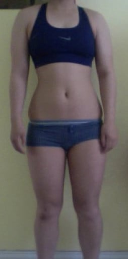 A picture of a 5'1" female showing a snapshot of 131 pounds at a height of 5'1