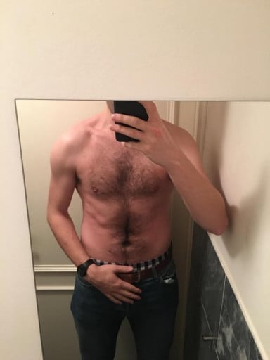 1 Photo of a 212 lbs 6'5 Male Weight Snapshot