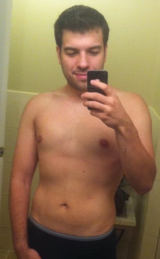 A picture of a 5'7" male showing a fat loss from 240 pounds to 160 pounds. A total loss of 80 pounds.