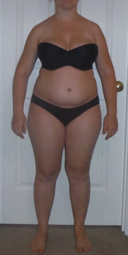 A picture of a 5'4" female showing a snapshot of 171 pounds at a height of 5'4