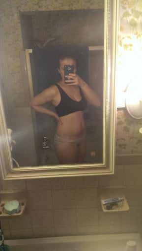 A progress pic of a 5'1" woman showing a weight cut from 140 pounds to 110 pounds. A respectable loss of 30 pounds.