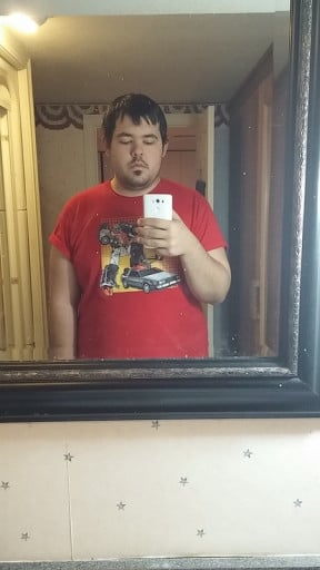 A progress pic of a 5'11" man showing a weight loss from 270 pounds to 198 pounds. A total loss of 72 pounds.