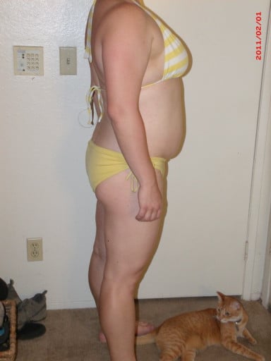 A photo of a 5'7" woman showing a snapshot of 196 pounds at a height of 5'7