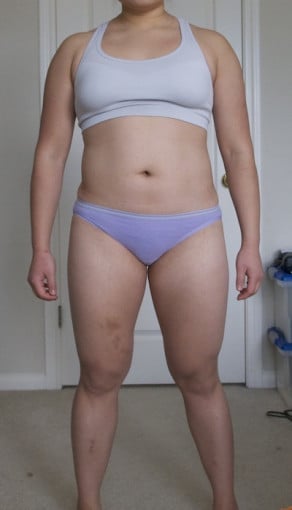 A before and after photo of a 5'3" female showing a snapshot of 152 pounds at a height of 5'3