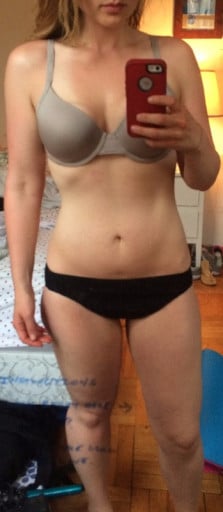 A before and after photo of a 5'2" female showing a fat loss from 146 pounds to 133 pounds. A total loss of 13 pounds.