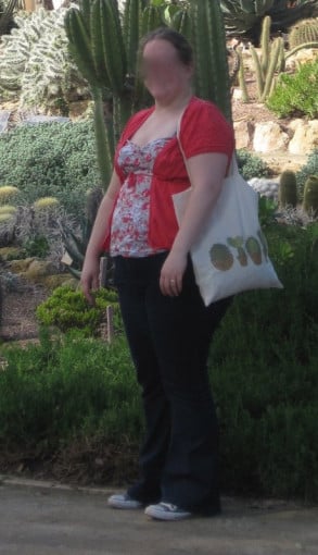 A progress pic of a 5'7" woman showing a weight loss from 265 pounds to 165 pounds. A total loss of 100 pounds.