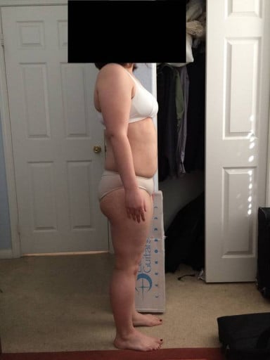 A before and after photo of a 5'3" female showing a snapshot of 149 pounds at a height of 5'3