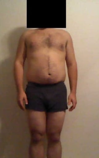 A photo of a 5'9" man showing a snapshot of 198 pounds at a height of 5'9