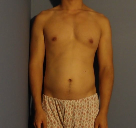 A picture of a 5'6" male showing a snapshot of 135 pounds at a height of 5'6