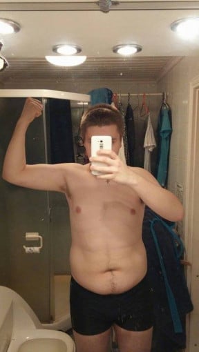 A progress pic of a 5'11" man showing a weight loss from 220 pounds to 181 pounds. A net loss of 39 pounds.