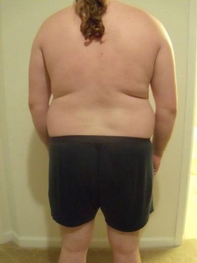 A before and after photo of a 6'2" male showing a snapshot of 277 pounds at a height of 6'2
