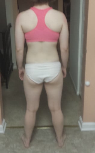 A before and after photo of a 5'4" female showing a snapshot of 125 pounds at a height of 5'4