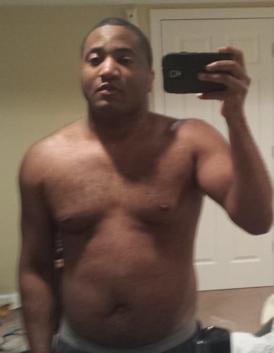 A progress pic of a 5'11" man showing a weight reduction from 220 pounds to 198 pounds. A total loss of 22 pounds.