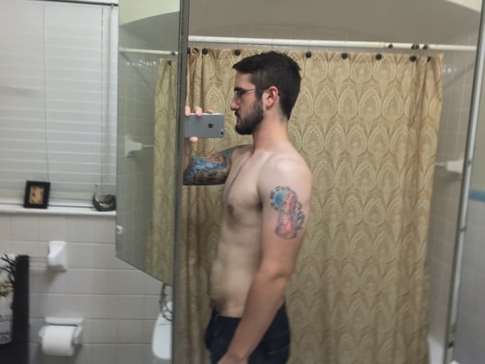 A before and after photo of a 5'8" male showing a fat loss from 265 pounds to 205 pounds. A total loss of 60 pounds.