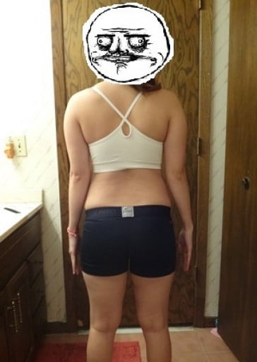 A photo of a 5'2" woman showing a snapshot of 125 pounds at a height of 5'2