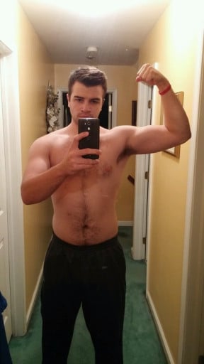 A picture of a 6'3" male showing a snapshot of 212 pounds at a height of 6'3