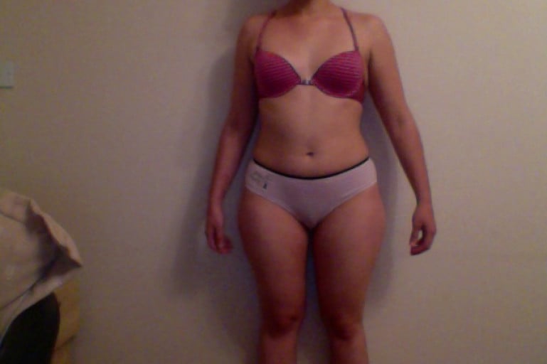 A progress pic of a 5'3" woman showing a snapshot of 136 pounds at a height of 5'3