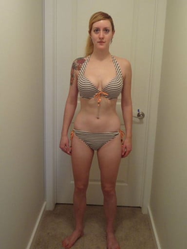 A picture of a 5'8" female showing a fat loss from 139 pounds to 133 pounds. A net loss of 6 pounds.