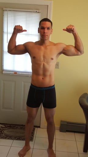 A before and after photo of a 5'11" male showing a weight cut from 193 pounds to 183 pounds. A total loss of 10 pounds.