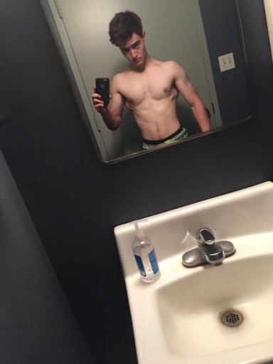 A progress pic of a 5'8" man showing a muscle gain from 125 pounds to 137 pounds. A net gain of 12 pounds.