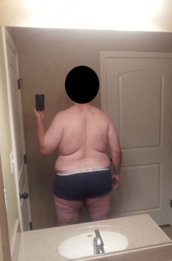 4 Pictures of a 6'4 317 lbs Male Weight Snapshot