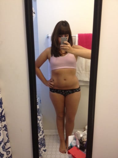 A picture of a 5'6" female showing a weight loss from 188 pounds to 138 pounds. A total loss of 50 pounds.