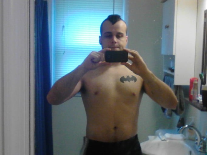 A picture of a 5'8" male showing a fat loss from 228 pounds to 172 pounds. A respectable loss of 56 pounds.