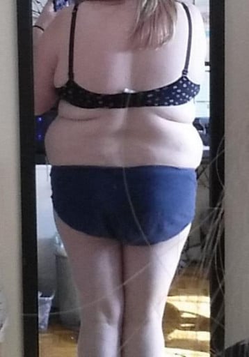 A before and after photo of a 5'10" female showing a snapshot of 290 pounds at a height of 5'10