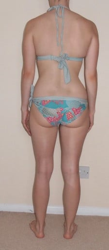 A picture of a 5'0" female showing a snapshot of 109 pounds at a height of 5'0