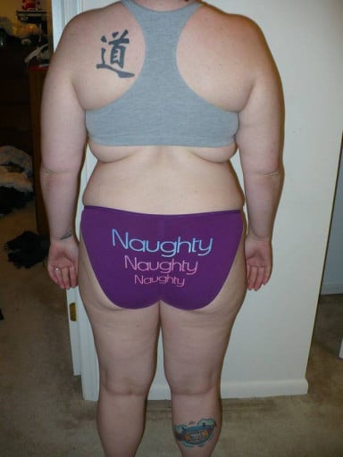 A photo of a 5'10" woman showing a snapshot of 218 pounds at a height of 5'10