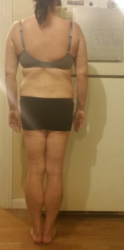 A photo of a 5'8" woman showing a snapshot of 167 pounds at a height of 5'8
