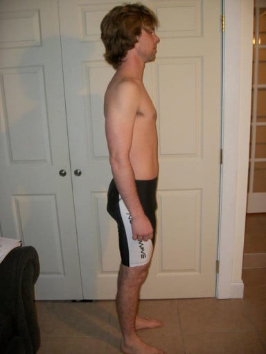 A picture of a 6'1" male showing a snapshot of 153 pounds at a height of 6'1