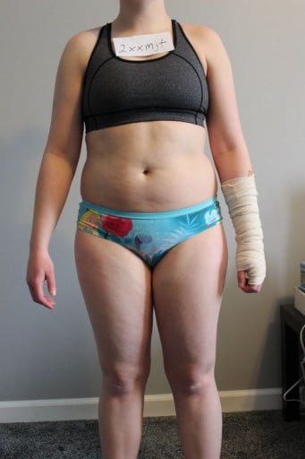 A before and after photo of a 5'2" female showing a snapshot of 141 pounds at a height of 5'2