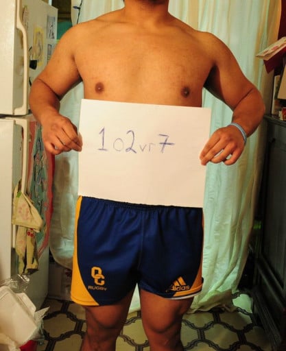 A photo of a 5'7" man showing a weight gain from 169 pounds to 195 pounds. A net gain of 26 pounds.