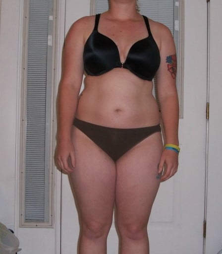 A picture of a 5'6" female showing a snapshot of 190 pounds at a height of 5'6