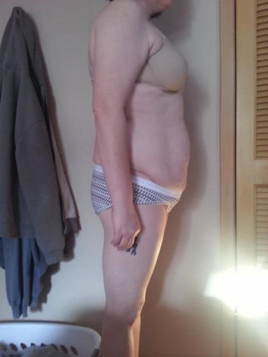 A picture of a 5'10" female showing a snapshot of 212 pounds at a height of 5'10