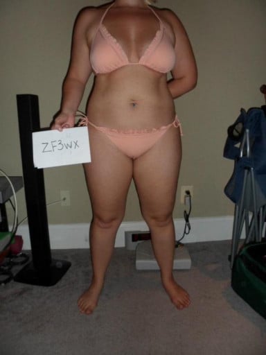 A photo of a 5'6" woman showing a snapshot of 182 pounds at a height of 5'6