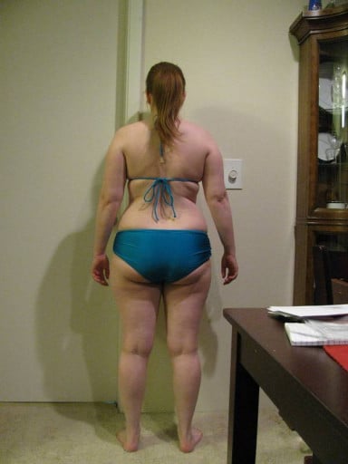 A before and after photo of a 5'3" female showing a snapshot of 148 pounds at a height of 5'3