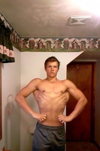 A progress pic of a 6'2" man showing a weight bulk from 165 pounds to 182 pounds. A net gain of 17 pounds.