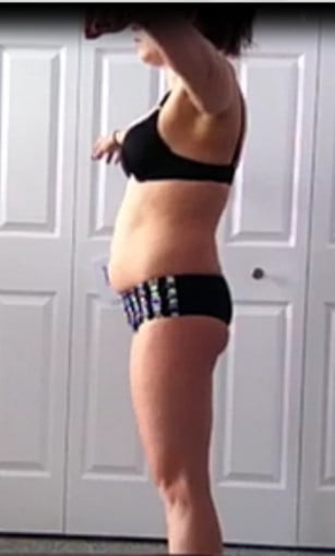 A progress pic of a 5'1" woman showing a snapshot of 132 pounds at a height of 5'1