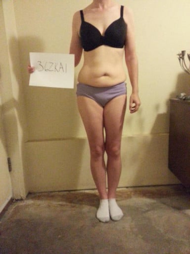 A before and after photo of a 5'7" female showing a snapshot of 138 pounds at a height of 5'7