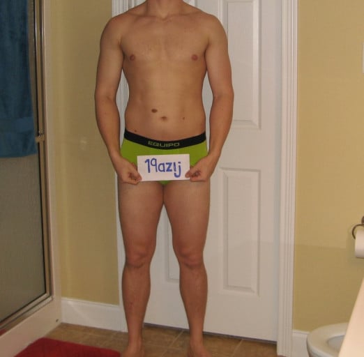 A picture of a 6'1" male showing a snapshot of 195 pounds at a height of 6'1